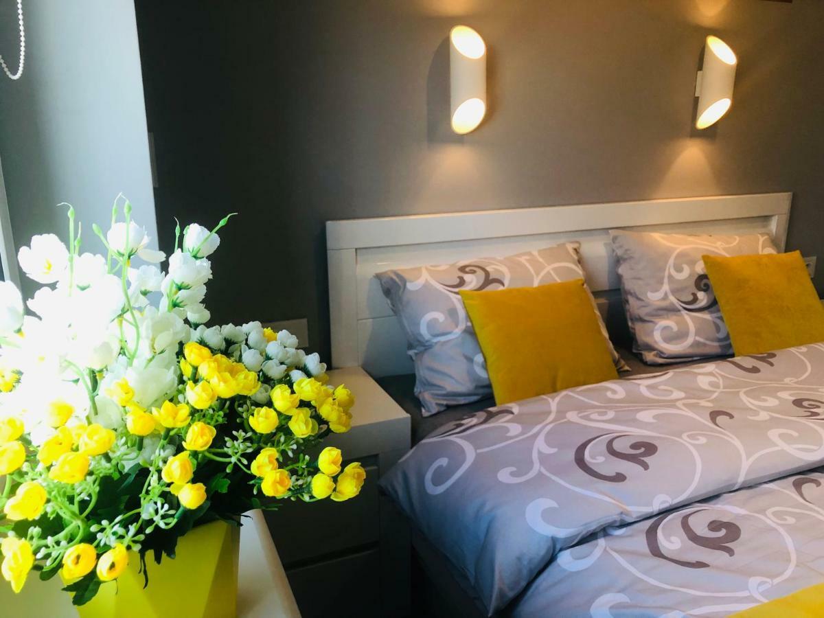 Apartament Elegance Yellow Rewal Eksteriør bilde