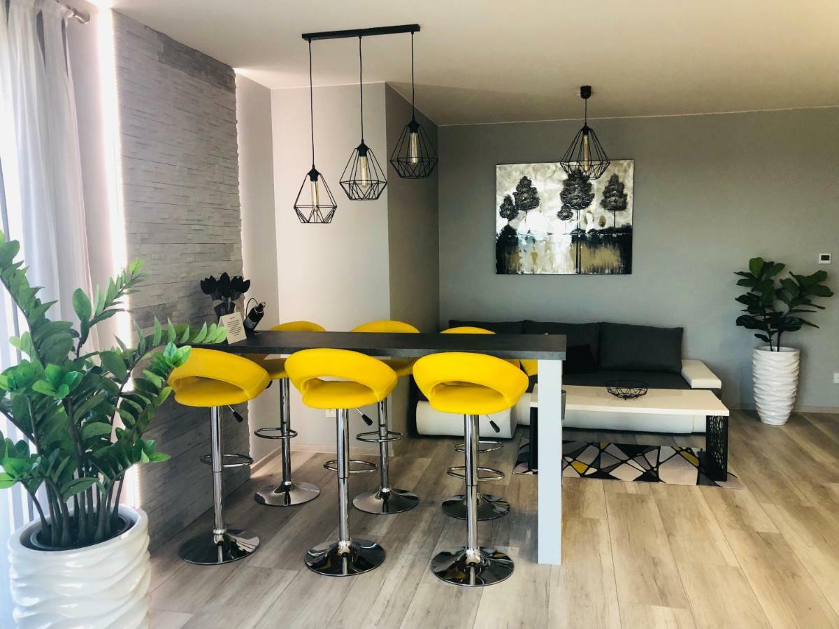 Apartament Elegance Yellow Rewal Eksteriør bilde